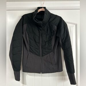 The North Face Women’s Black Pseudio Jacket- size M